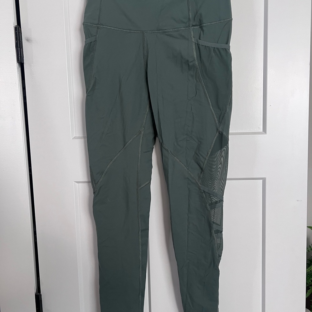 Victoria's Secret Sport Olive Leggings